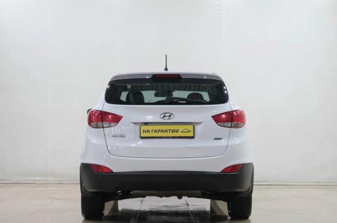 Hyundai ix35 I Рестайлинг с пробегом 2015 года, цена 1 599 000 рублей, 146932 км, внедорожник, Автокод Объявления