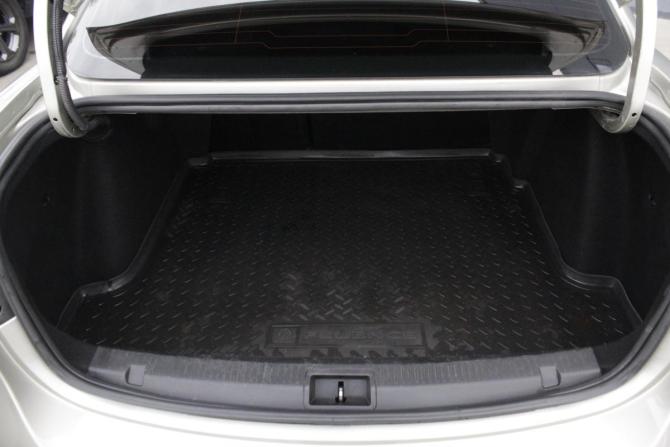 Renault Fluence I Рестайлинг с пробегом 2014 года, цена 995 000 рублей, 132092 км, седан, Автокод Объявления
