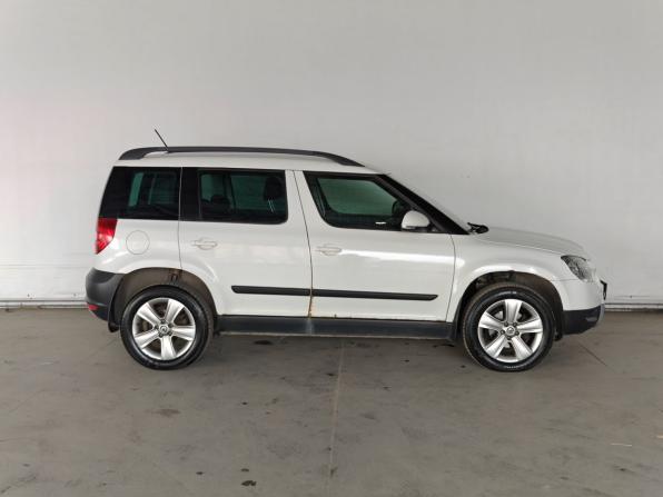 Skoda Yeti I с пробегом 2012 года, цена 797 000 рублей, 203450 км, внедорожник, Автокод Объявления