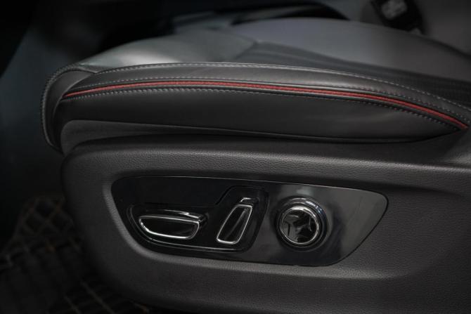 GAC M8 с пробегом 2024 года, цена 4 550 000 рублей, 32200 км, минивэн, Автокод Объявления