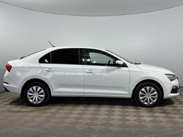 Skoda Rapid II с пробегом 2020 года, цена 1 660 000 рублей, 105974 км, лифтбек, Автокод Объявления