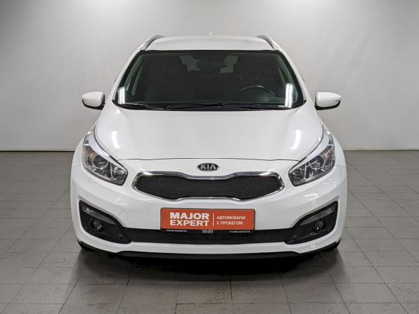Kia Ceed II Рестайлинг с пробегом 2018 года, цена 1 540 000 рублей, 101355 км, универсал, Автокод Объявления