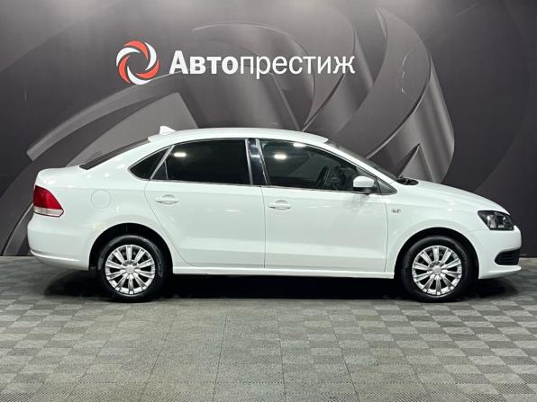 Volkswagen Polo V с пробегом 2014 года, цена 610 000 рублей, 181000 км, седан, Автокод Объявления