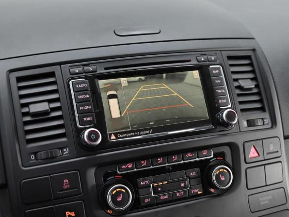 Volkswagen Multivan T5 Рестайлинг с пробегом 2014 года, цена 1 819 000 рублей, 124137 км, минивэн, Автокод Объявления