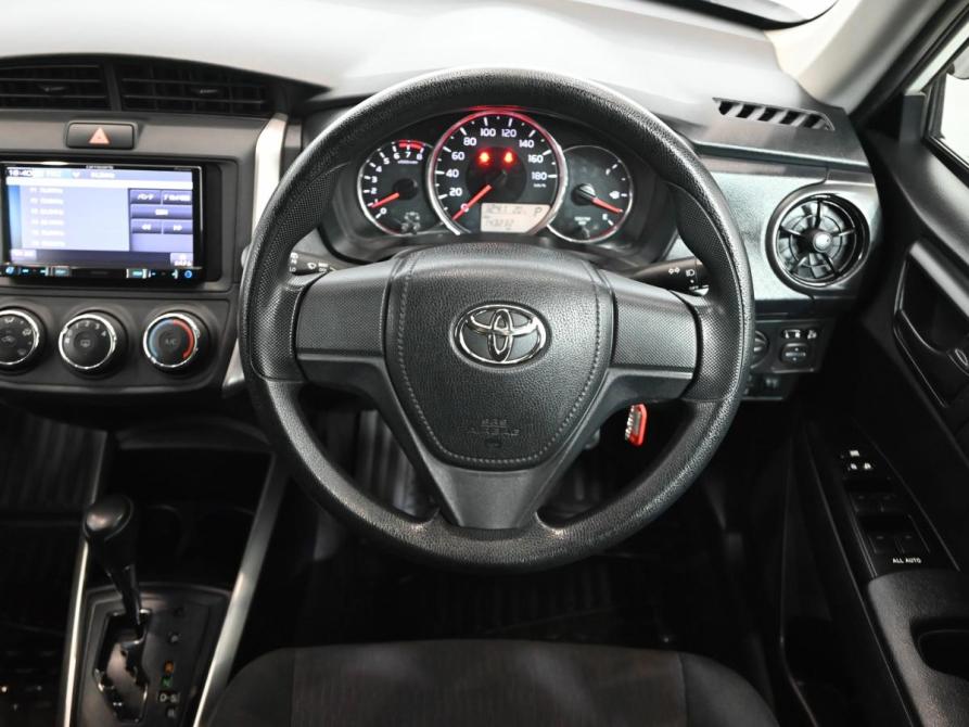 Toyota Corolla XI (E160 E170) Рестайлинг 2 Екатеринбург  - изображение 12