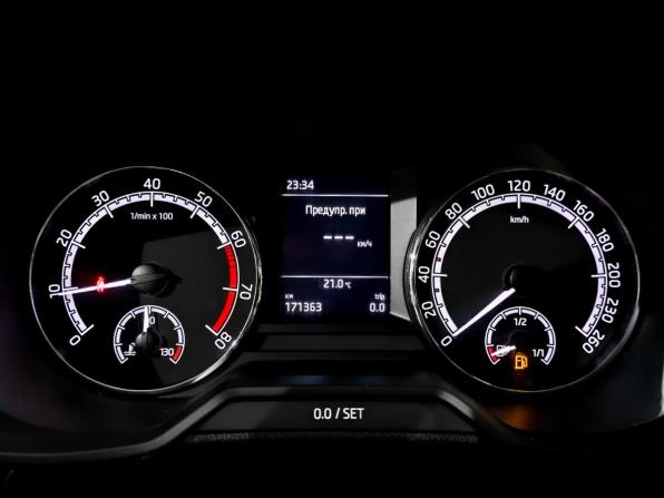 Skoda Octavia III (A7) Рестайлинг с пробегом 2019 года, цена 1 125 000 рублей, 171353 км, лифтбек, Автокод Объявления