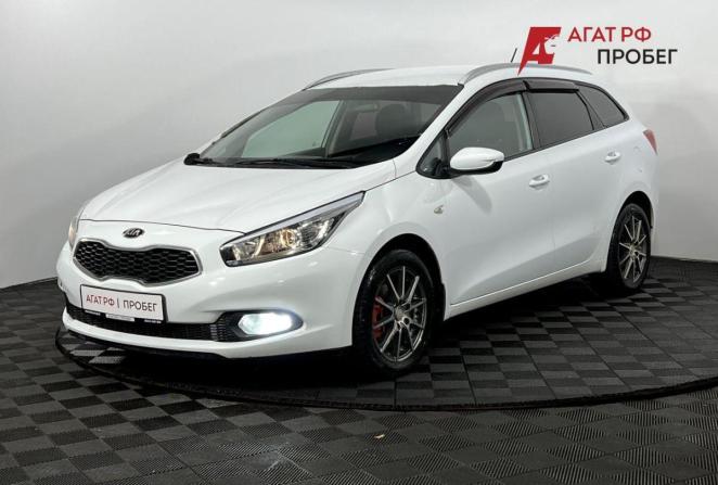 Kia Ceed II с пробегом 2014 года, цена 930 000 рублей, 205442 км, универсал, Автокод Объявления