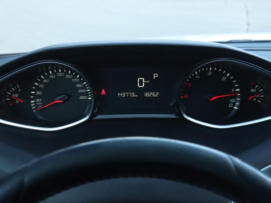 Peugeot 308 II Рестайлинг Москва  - изображение 12