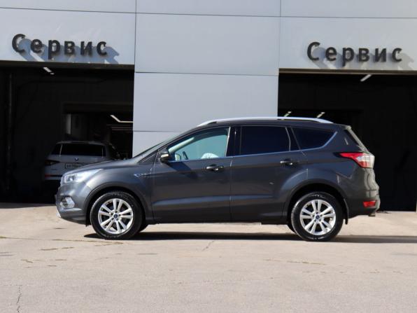 Ford Kuga II Рестайлинг с пробегом 2017 года, цена 1 240 000 рублей, 166370 км, внедорожник, Автокод Объявления