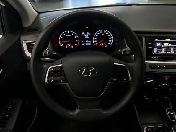 Hyundai Solaris II Рестайлинг с пробегом 2021 года, цена 1 790 000 рублей, 47000 км, седан, Автокод Объявления