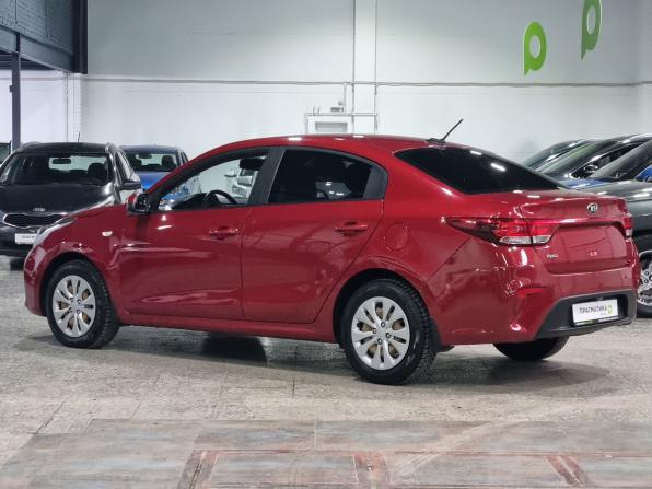 Kia Rio IV с пробегом 2018 года, цена 1 070 000 рублей, 96000 км, седан, Автокод Объявления