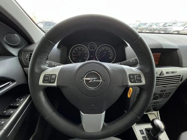 Opel Astra H Рестайлинг с пробегом 2013 года, цена 785 000 рублей, 171497 км, универсал, Автокод Объявления