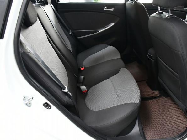 Hyundai Solaris I с пробегом 2013 года, цена 827 000 рублей, 161578 км, седан, Автокод Объявления