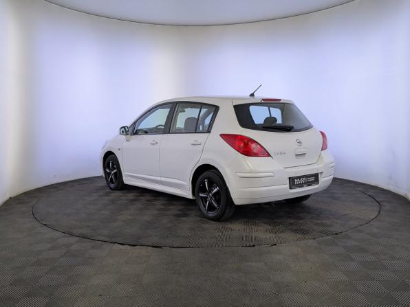 Nissan Tiida I Рестайлинг с пробегом 2013 года, цена 995 000 рублей, 85346 км, хэтчбек, Автокод Объявления