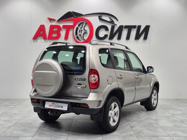Chevrolet Niva I Рестайлинг с пробегом 2017 года, цена 749 000 рублей, 82054 км, внедорожник, Автокод Объявления