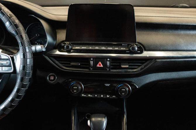 Kia Cerato IV с пробегом 2020 года, цена 1 419 000 рублей, 311358 км, седан, Автокод Объявления