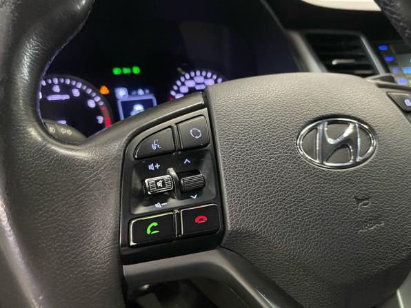 Hyundai Tucson III с пробегом 2015 года, цена 1 820 000 рублей, 184006 км, внедорожник, Автокод Объявления