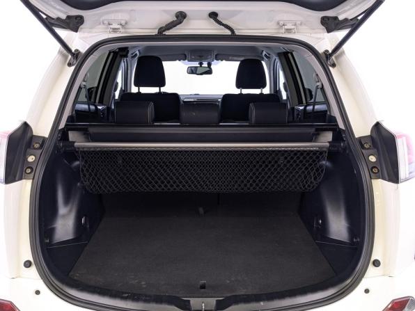 Toyota RAV4 IV (XA40) Рестайлинг с пробегом 2019 года, цена 2 320 000 рублей, 110896 км, внедорожник, Автокод Объявления