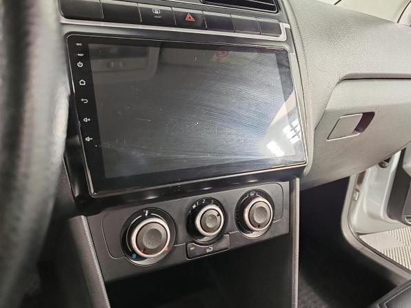 Volkswagen Polo V с пробегом 2011 года, цена 449 000 рублей, 327948 км, седан, Автокод Объявления