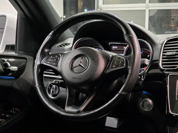 Mercedes-Benz GLE I (W166) с пробегом 2018 года, цена 3 996 000 рублей, 165112 км, внедорожник, Автокод Объявления