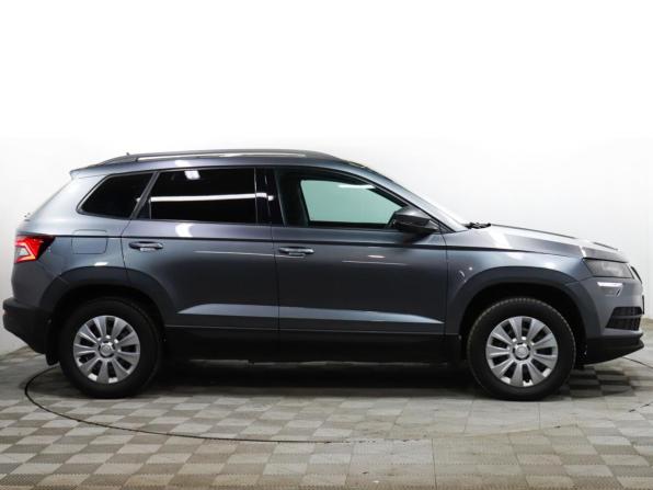 Skoda Karoq I с пробегом 2020 года, цена 2 235 000 рублей, 47125 км, внедорожник, Автокод Объявления