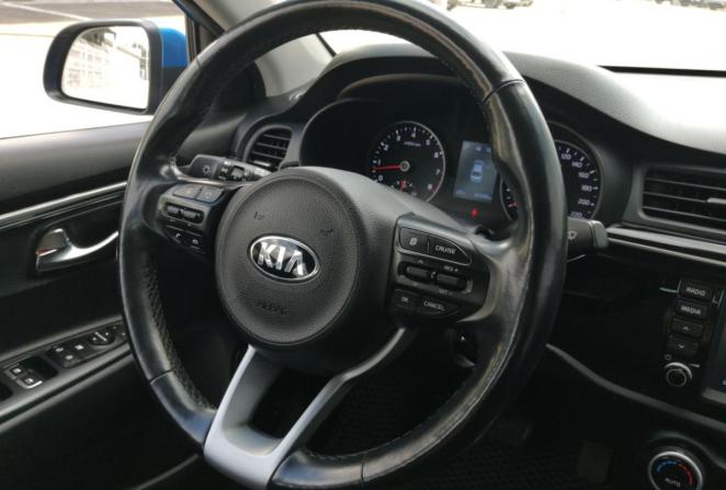 Kia Rio IV с пробегом 2018 года, цена 1 550 000 рублей, 60000 км, седан, Автокод Объявления