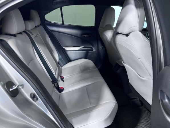 Lexus UX I с пробегом 2021 года, цена 3 150 000 рублей, 109555 км, внедорожник, Автокод Объявления