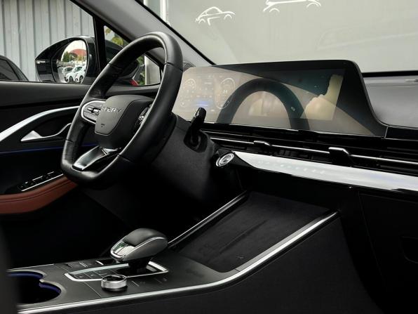 Omoda C5 I с пробегом 2022 года, цена 1 654 300 рублей, 33465 км, внедорожник, Автокод Объявления