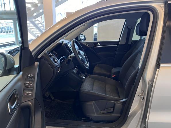 Volkswagen Tiguan I Рестайлинг с пробегом 2012 года, цена 1 249 000 рублей, 220422 км, внедорожник, Автокод Объявления