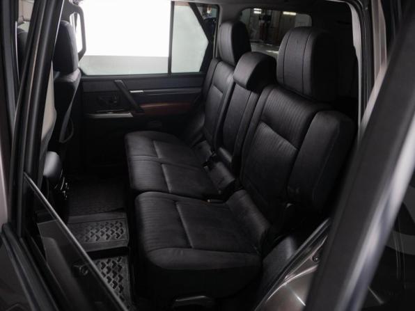 Mitsubishi Pajero IV Рестайлинг 1 с пробегом 2011 года, цена 1 749 000 рублей, 307477 км, внедорожник, Автокод Объявления