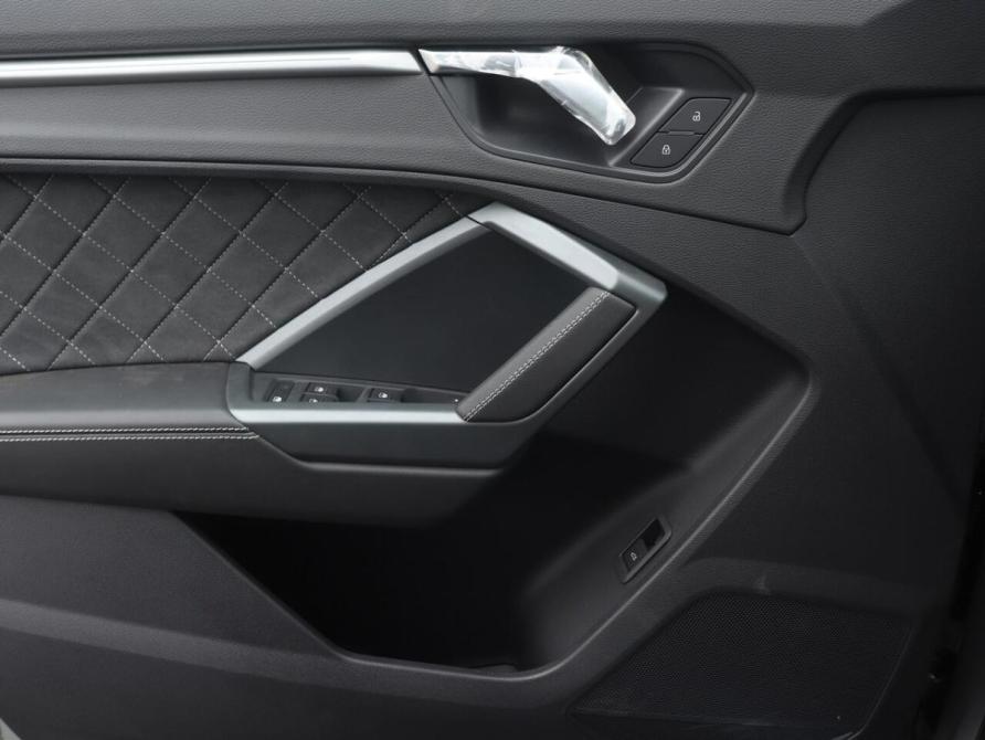 Audi Q3 II (F3) Казань  - изображение 9