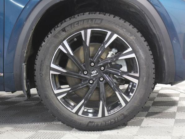 Geely Monjaro I с пробегом 2023 года, цена 3 389 999 рублей, 46817 км, внедорожник, Автокод Объявления