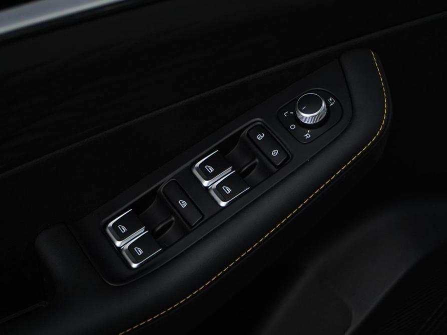 Geely Coolray I Рестайлинг Москва  - изображение 12