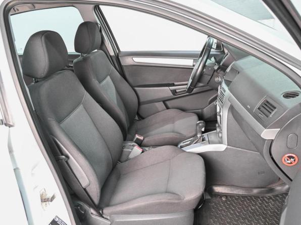 Opel Astra H Рестайлинг с пробегом 2012 года, цена 670 000 рублей, 197836 км, седан, Автокод Объявления