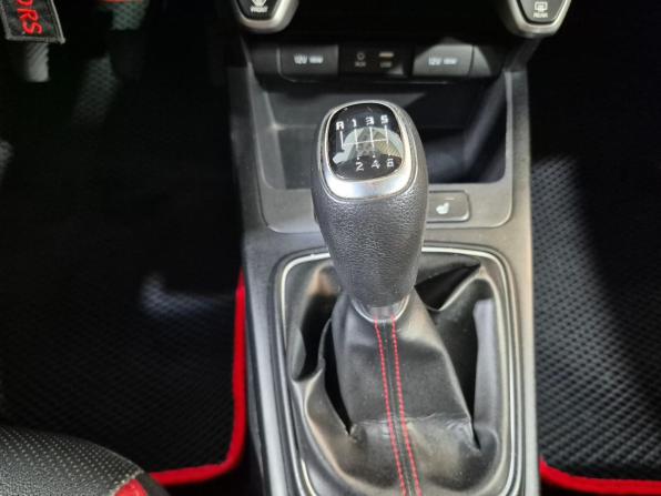 Kia Rio IV Рестайлинг с пробегом 2020 года, цена 1 414 000 рублей, 93205 км, седан, Автокод Объявления