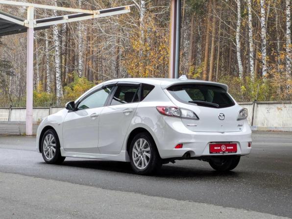 Mazda Axela II Рестайлинг с пробегом 2012 года, цена 1 049 500 рублей, 61567 км, хэтчбек, Автокод Объявления