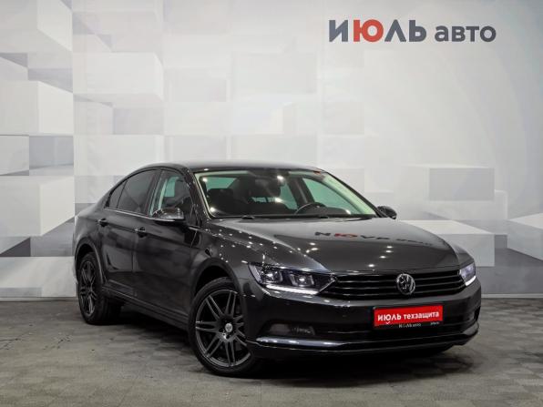 Volkswagen Passat B8 с пробегом 2019 года, цена 1 990 000 рублей, 160907 км, седан, Автокод Объявления