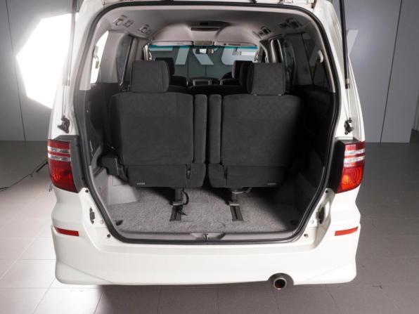 Toyota Alphard I с пробегом 2005 года, цена 2 025 000 рублей, 182397 км, минивэн, Автокод Объявления