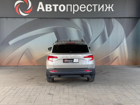 Skoda Karoq I с пробегом 2021 года, цена 2 090 000 рублей, 144036 км, внедорожник, Автокод Объявления