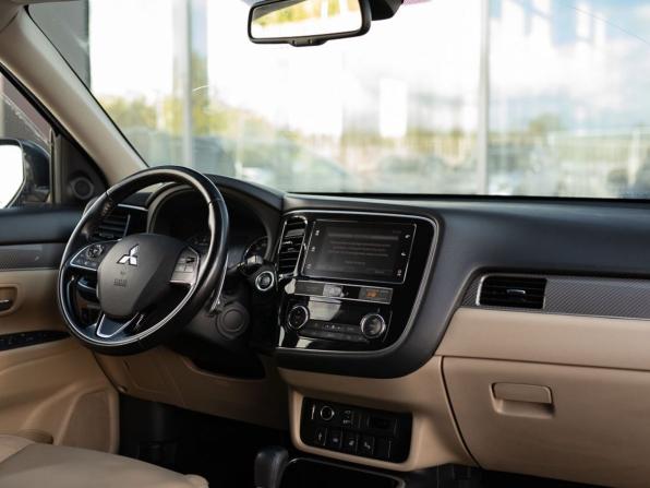 Mitsubishi Outlander III Рестайлинг 3 с пробегом 2019 года, цена 2 050 000 рублей, 184640 км, внедорожник, Автокод Объявления
