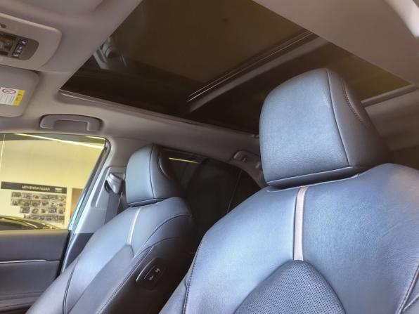 Toyota Camry VIII (XV70) Рестайлинг с пробегом 2022 года, цена 3 290 000 рублей, 59000 км, седан, Автокод Объявления