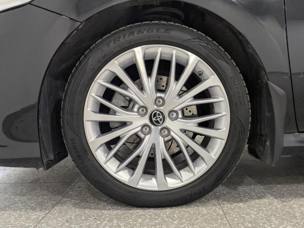 Toyota Camry VIII (XV70) с пробегом 2019 года, цена 2 640 000 рублей, 126890 км, седан, Автокод Объявления