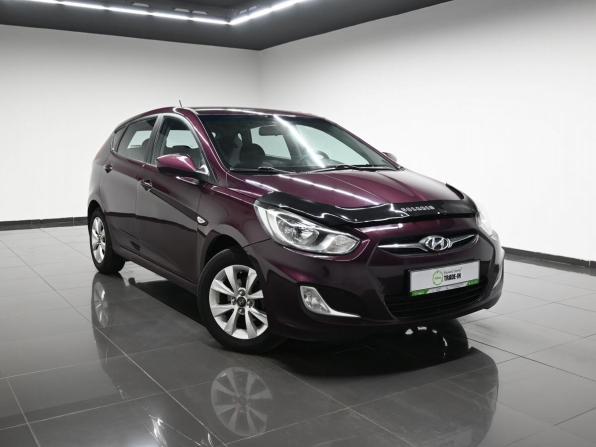 Hyundai Solaris I с пробегом 2012 года, цена 675 000 рублей, 195016 км, хэтчбек, Автокод Объявления