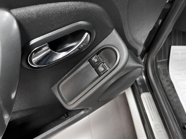 Renault Duster I Рестайлинг с пробегом 2018 года, цена 1 390 000 рублей, 154032 км, внедорожник, Автокод Объявления