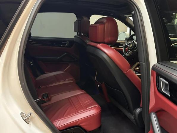 Porsche Cayenne III с пробегом 2018 года, цена 5 697 000 рублей, 114000 км, внедорожник, Автокод Объявления