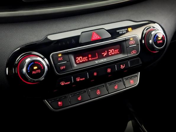 Kia Sorento III Prime Рестайлинг с пробегом 2019 года, цена 2 785 000 рублей, 62870 км, внедорожник, Автокод Объявления