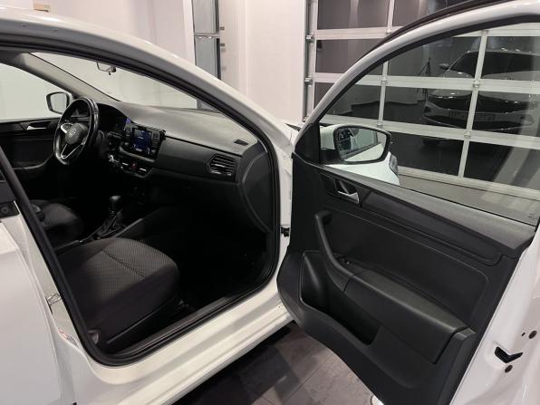 Volkswagen Polo VI с пробегом 2021 года, цена 1 470 000 рублей, 143312 км, лифтбек, Автокод Объявления
