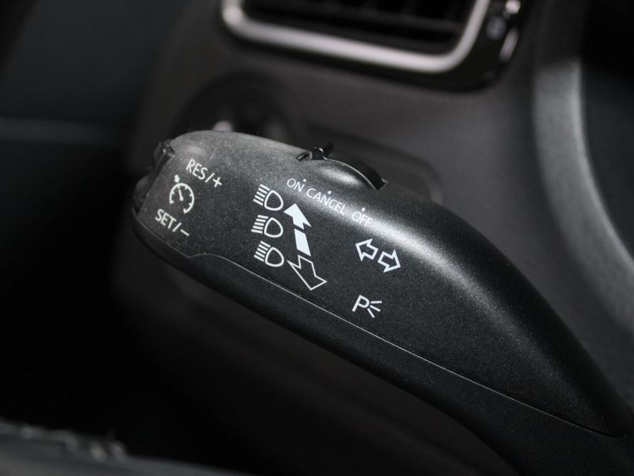 Volkswagen Polo V Рестайлинг Старый Оскол  - изображение 16