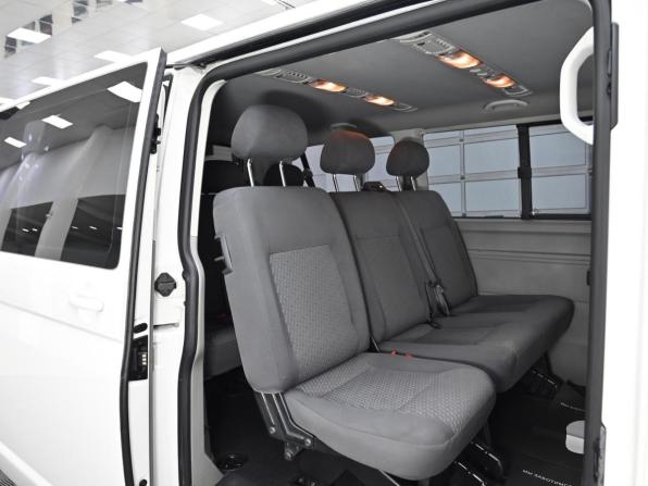 Volkswagen Multivan T5 Рестайлинг с пробегом 2013 года, цена 1 799 000 рублей, 298000 км, минивэн, Автокод Объявления