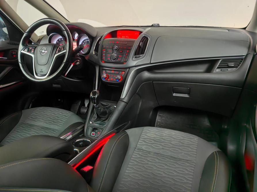 Opel Zafira C Москва  - изображение 7